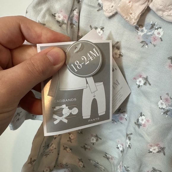 SHABBY CHIC baby girls 5 piece set; baby items; baby girl set; toddler girls set - Picture 5 of 8